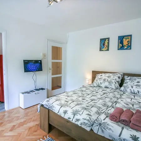 Apartment Central For 2 - Under The Castle *
